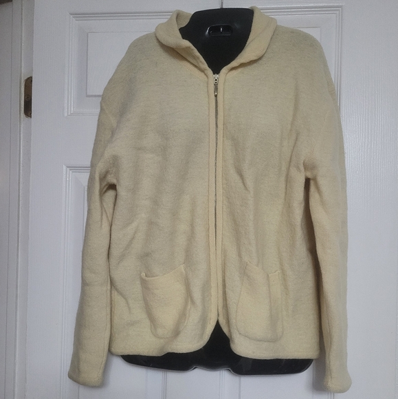 Jay Jacobs Jackets & Blazers - Elegant Cream Teddy Jacket for Women